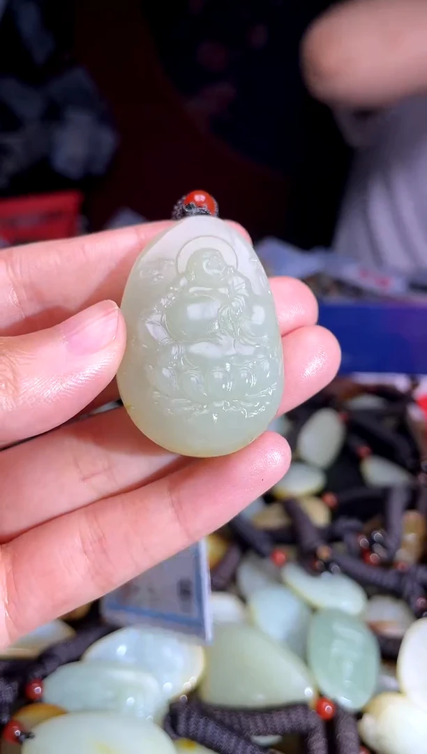 和田玉未镶嵌挂件1