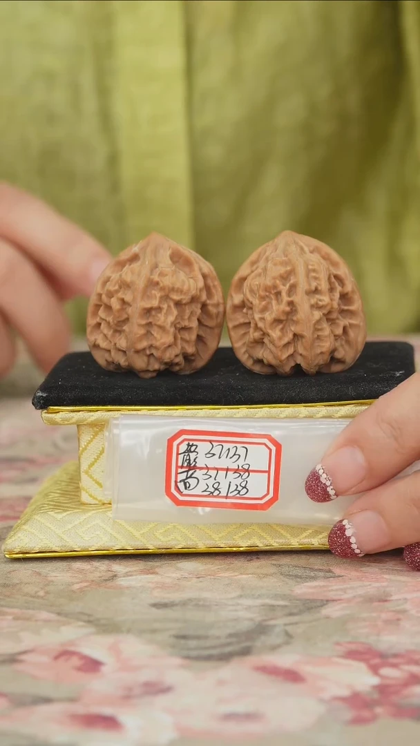 把件文玩核桃马蹄