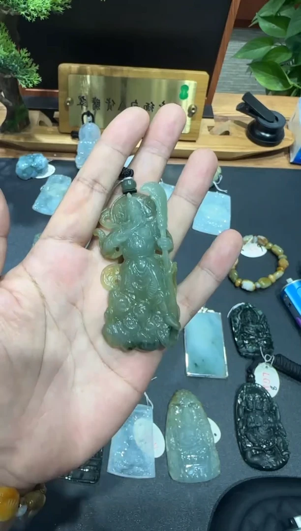 未镶嵌挂件翡翠A货翡翠多样性孤品