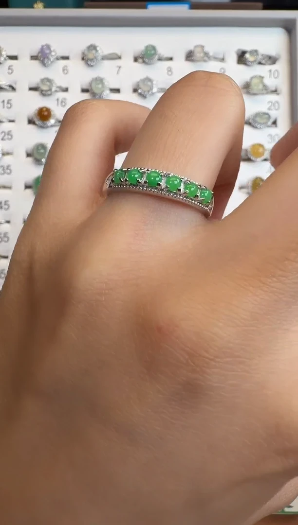 银S925镶嵌戒指翡翠通体925银镶缅甸A货翡翠戒指