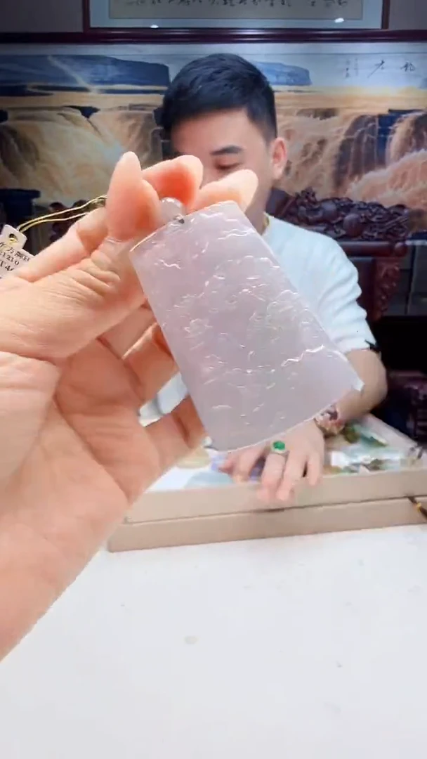 翡翠未镶嵌吊坠(不含链)174