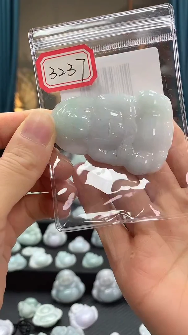 颈饰未镶嵌翡翠观音3237