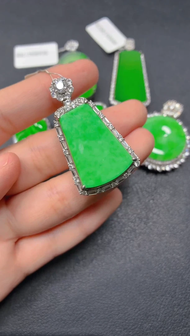 颈饰银S925镶嵌翡翠1