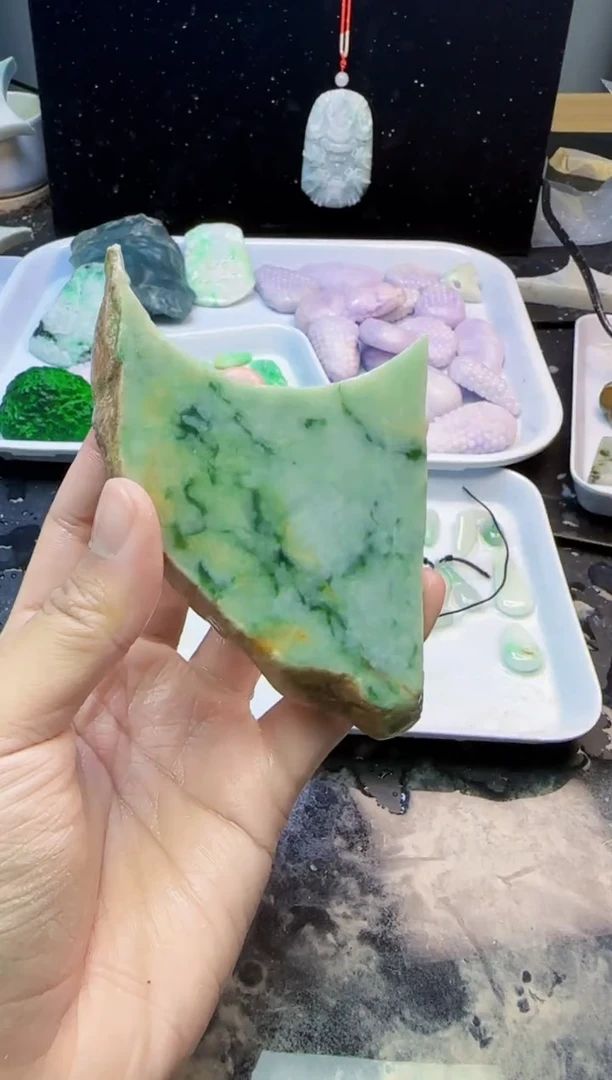 颈饰未镶嵌翡翠装****理061天然A货翡翠
