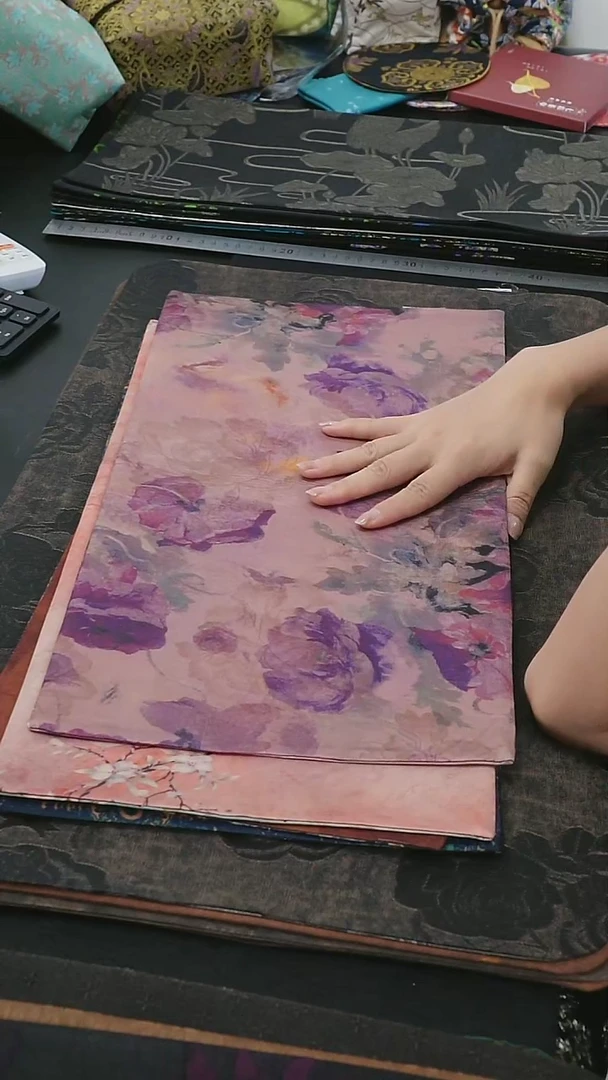 50+24织锦系列枯叶玫瑰