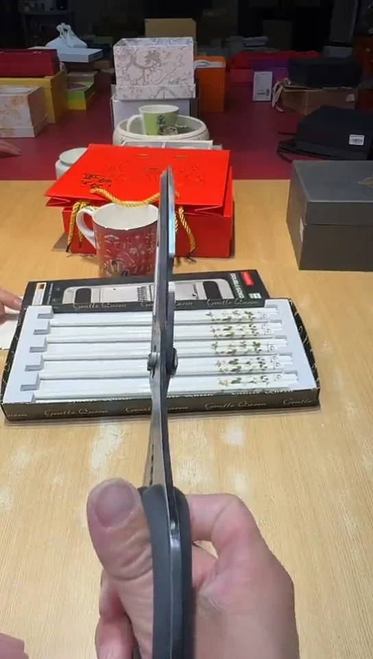 瓷片生活的本意是开心啊@@1