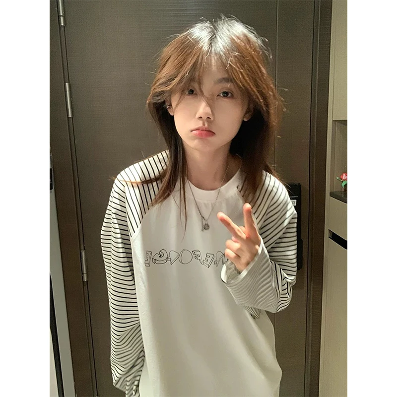韩版圆领小众宽松百搭长袖T恤女春秋ins设计感上衣条纹慵懒风复古