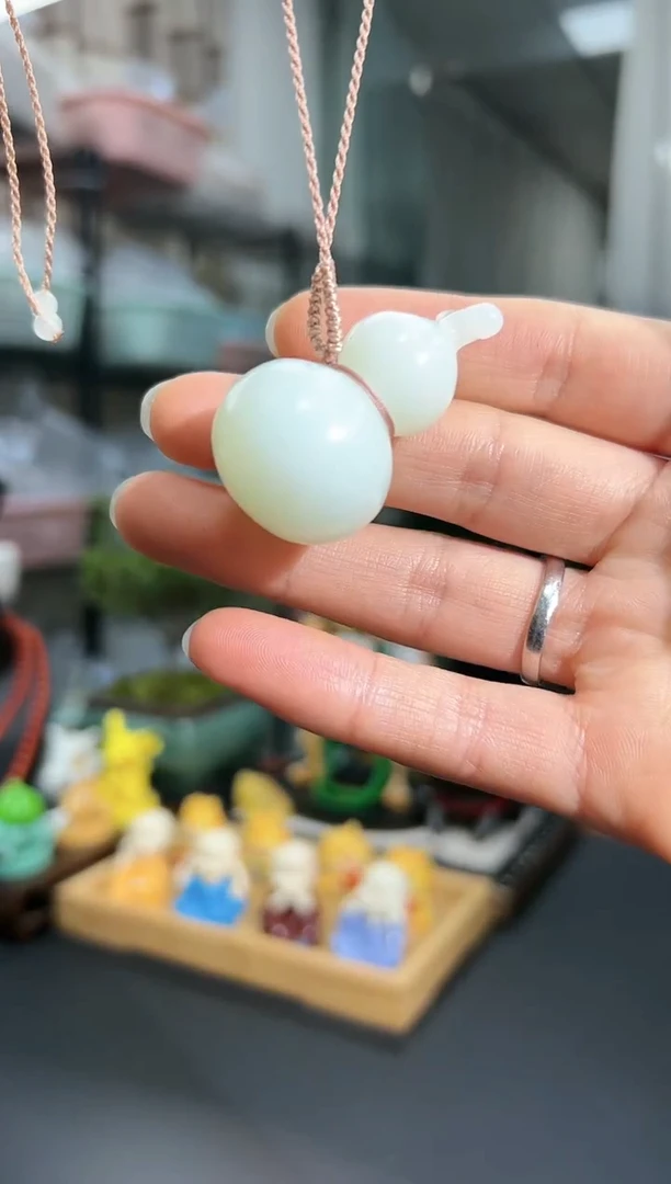 【闪购商品】和田玉1未镶嵌 AA913 多样性发其一