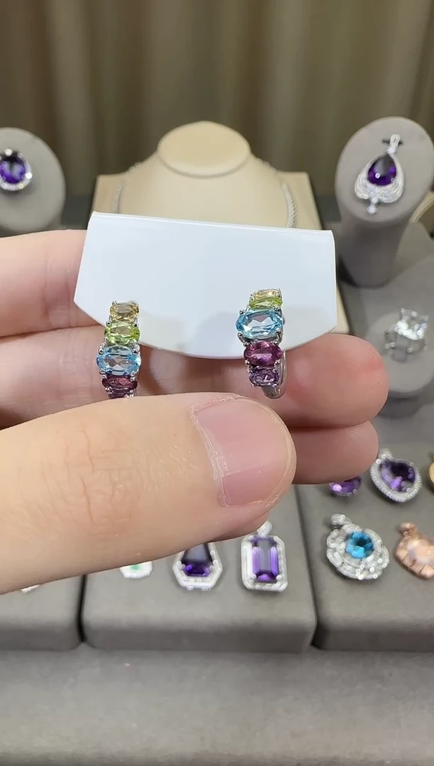 银S925镶嵌耳饰水晶6mm多彩宝耳扣