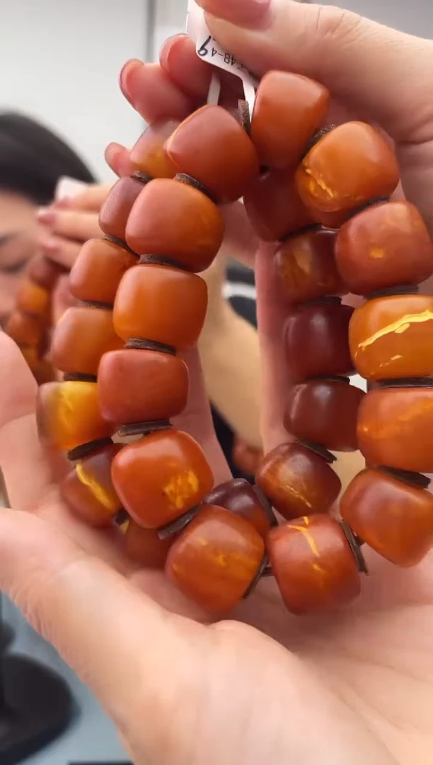 未镶嵌蜜蜡珠宝奇石048 18微瑕假一罚十多样性发其一