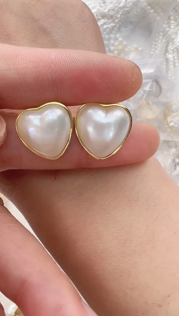 【闪购商品】拼合珍珠（马贝珠）耳饰银S925镶嵌白色光板爱心