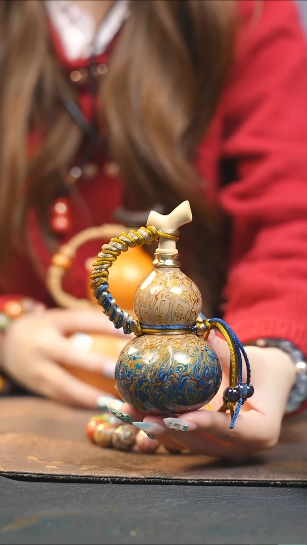 【闪购商品】WW148漆艺精致小手捻(开口）