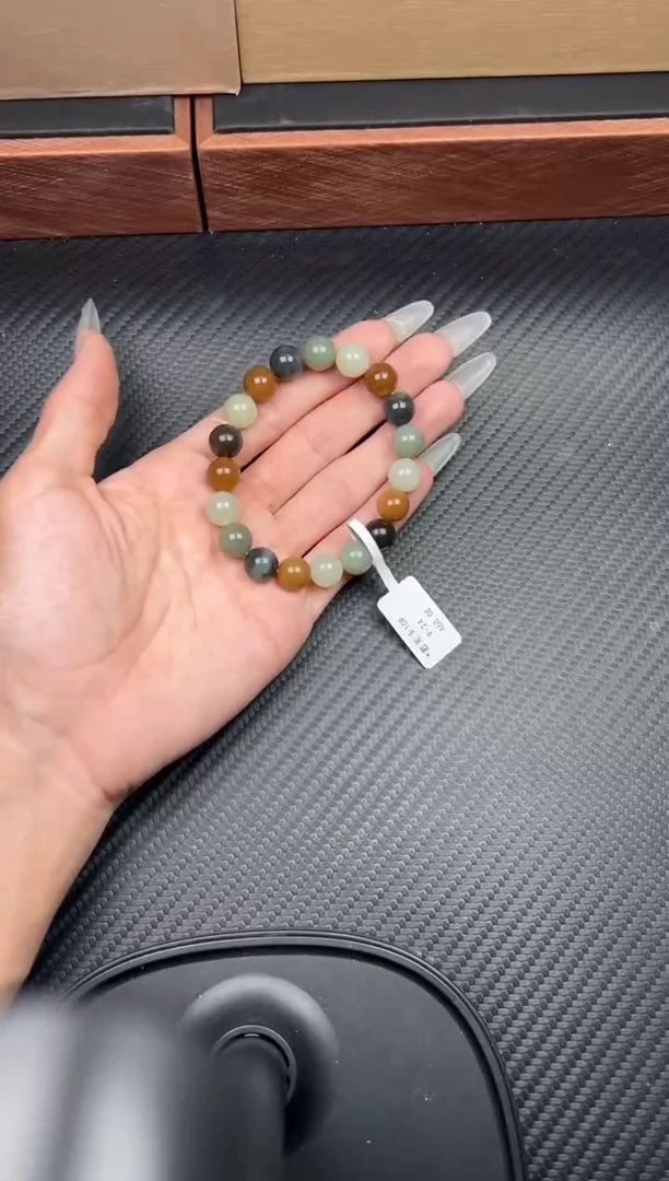 未镶嵌手串和田玉若羌微色差卡10手串J