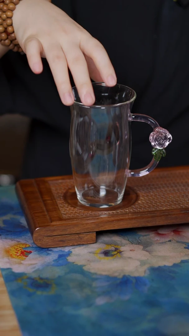 小花花 绿茶杯