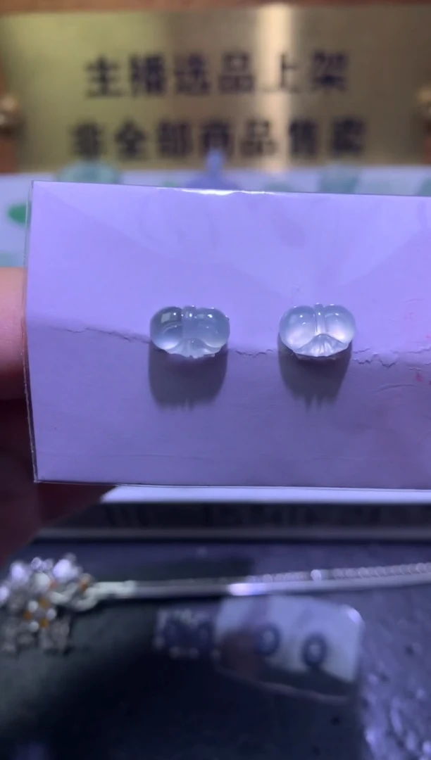 未镶嵌定制翡翠毛货1