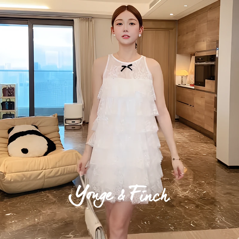 Yonge&Finch/扬芬缇2025秋季新款白色甜美蕾丝蛋糕连衣裙SANDEEY