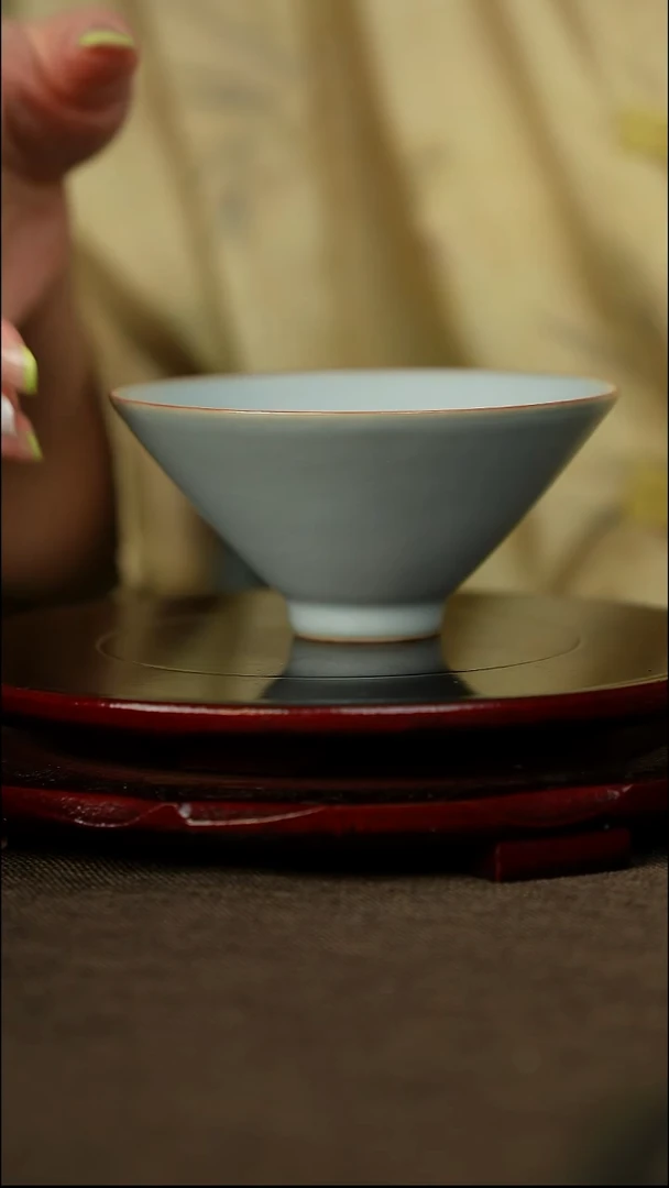 微微瑕 大斗笠 无底款