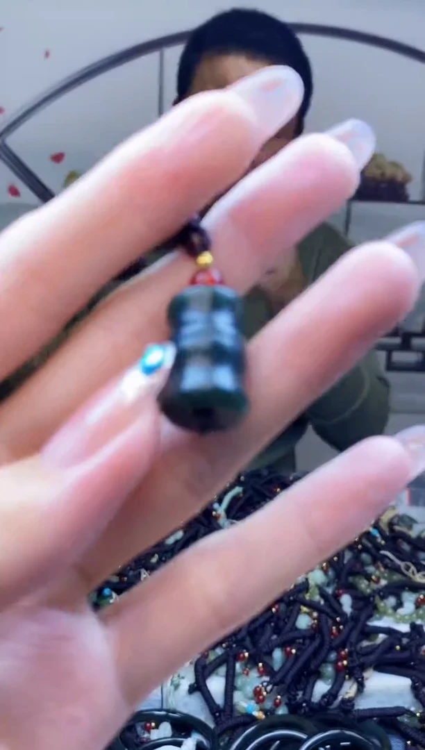 颈饰未镶嵌和田玉多样性发拍一发一