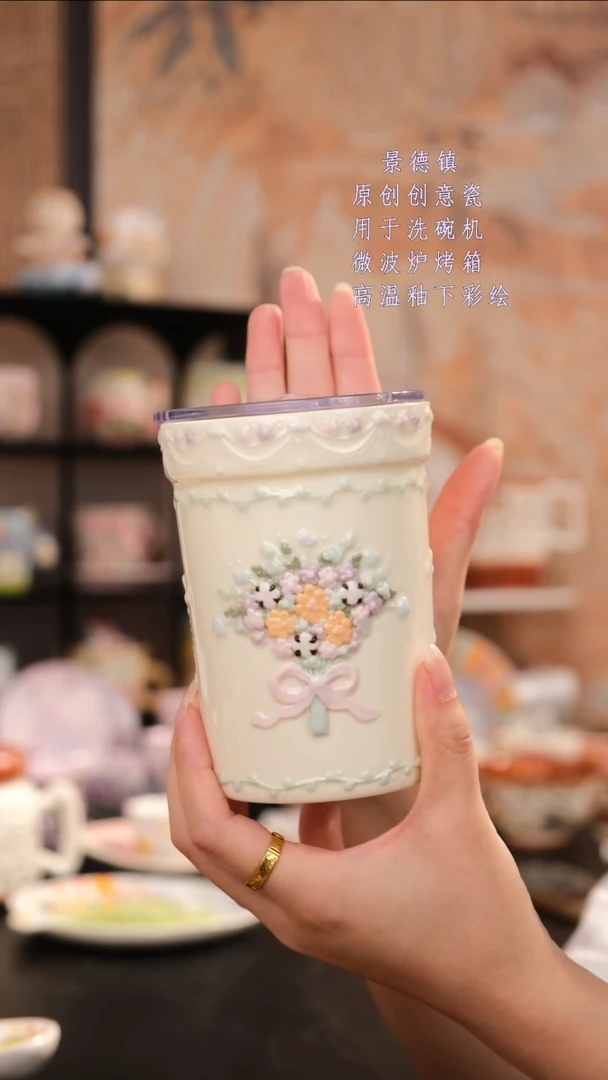 摆件景德镇手工手绘设计师款