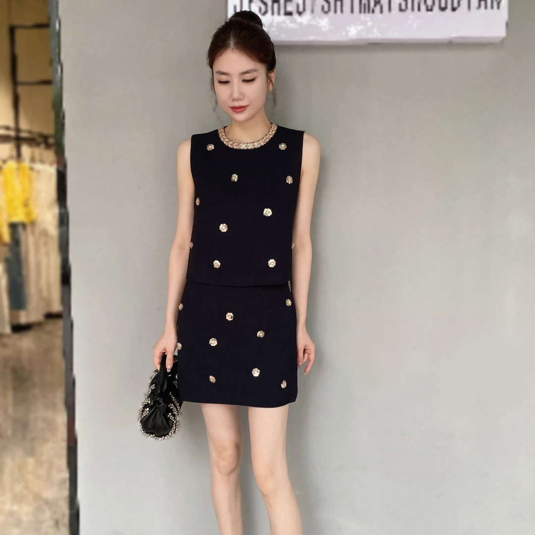 【俊英】韩版2025年夏季重工亮片设计背心上衣+A字淑女短裙西装套装