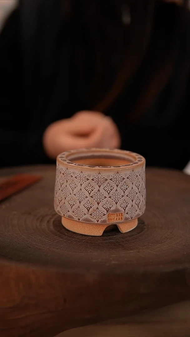 【闪购商品】红陶2-13-253默认有瑕口5.5