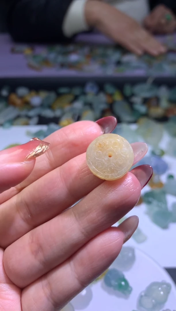 【闪购商品】定制翡翠未镶嵌毛货
