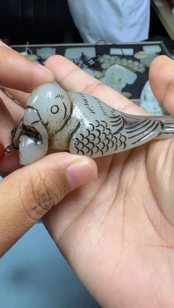 和田玉未镶嵌颈饰1