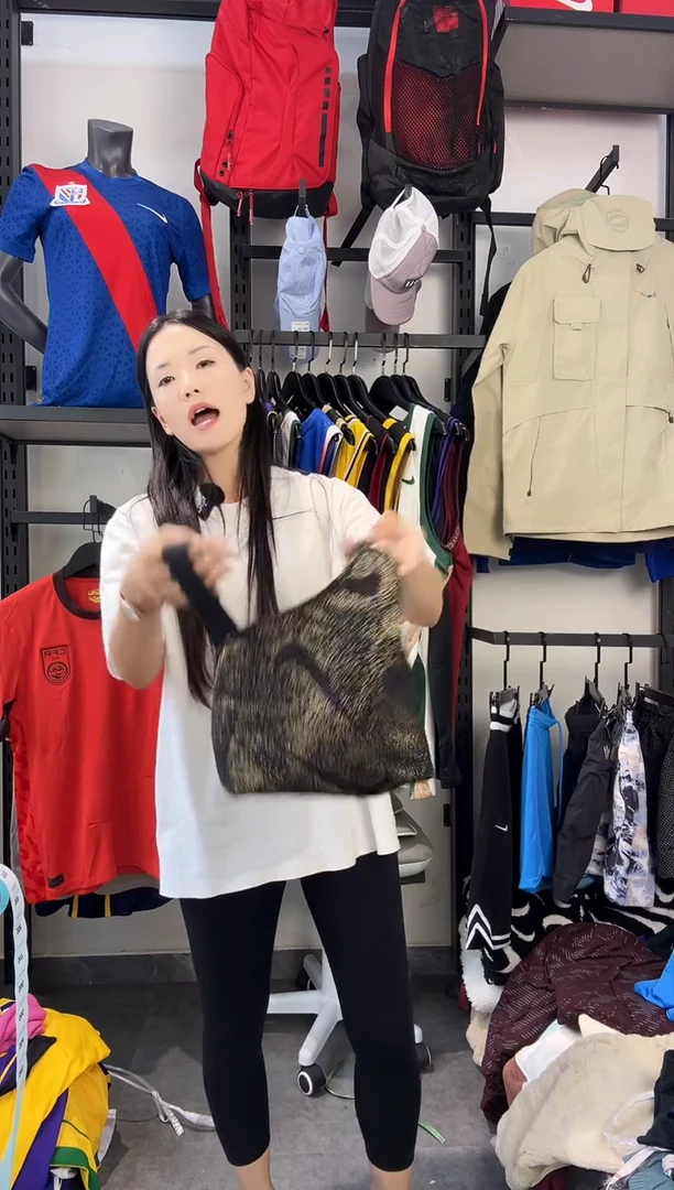 503编码 瑕疵款直播间过款为准 尺码m