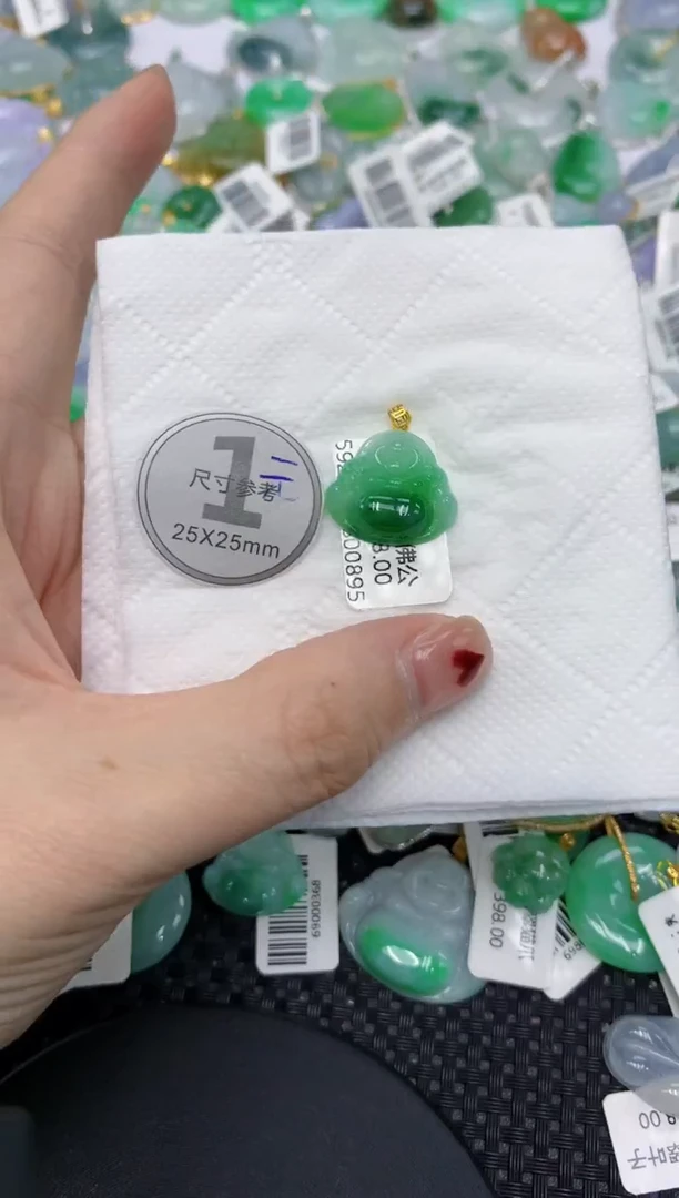 翡翠18K金镶嵌颈饰11111111