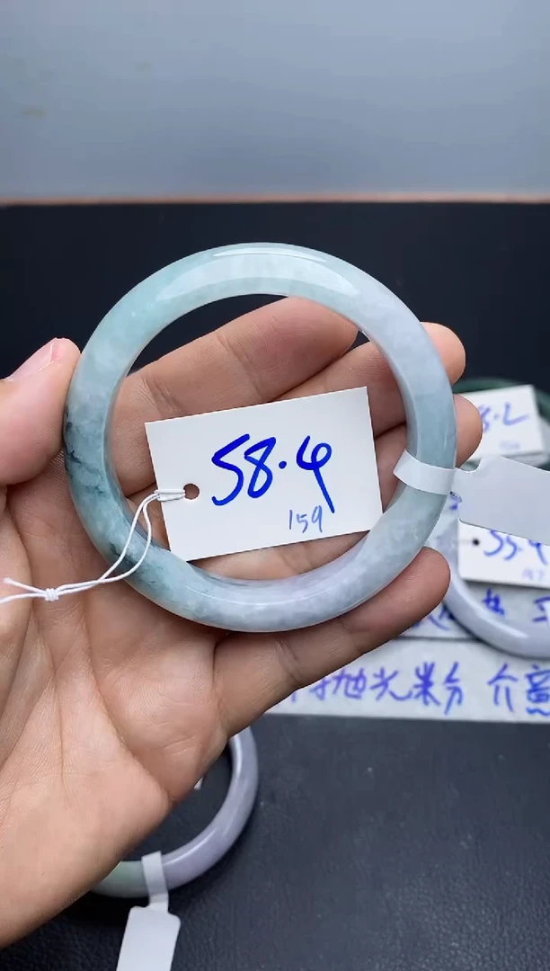 未镶嵌手镯翡翠159