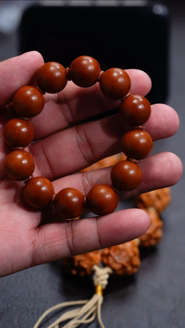 橄榄核手串/手链?**δ苏工核雕