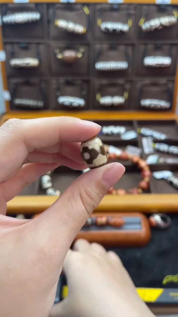 玛瑙/玉髓（覆膜）颈饰未镶嵌2（微瑕随机发货）