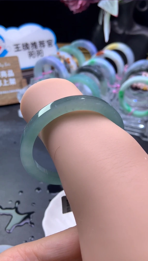 未镶嵌手镯定制翡翠「定制不退不换」