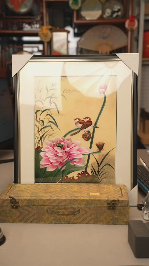 扇子苏绣挂画 尺寸43乘54