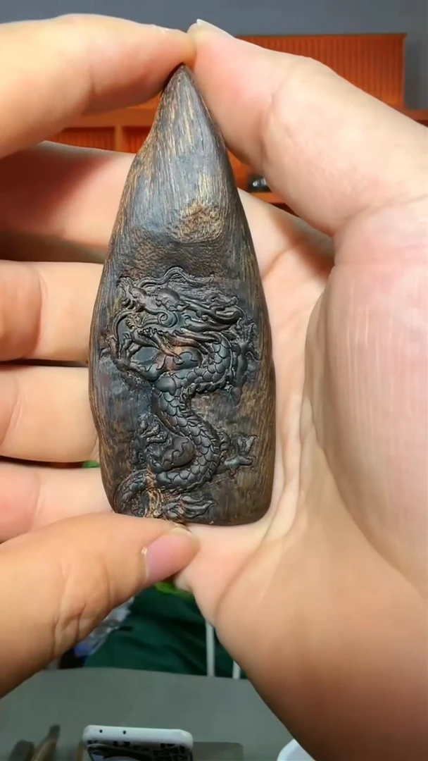 沉香吊坠129号红土生肖龙23g多样性发一