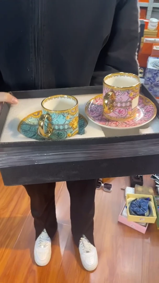 杯鸿辉家品牌瓷器，京东包邮！