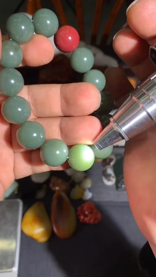 未镶嵌手链和田玉（青玉）青玉卡16手串