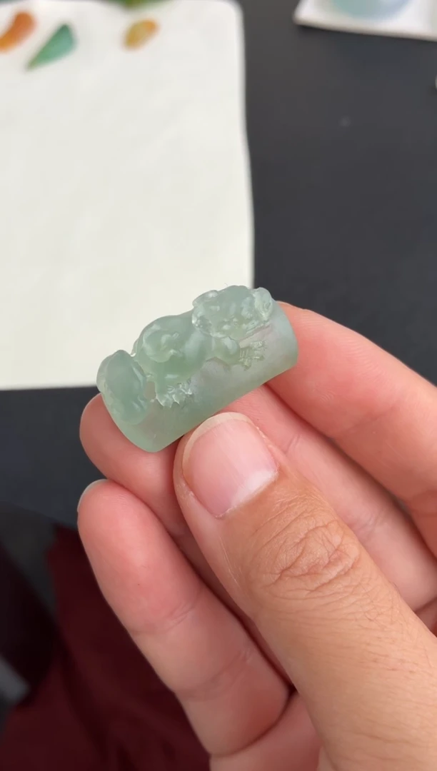 未镶嵌定制翡翠翡翠
