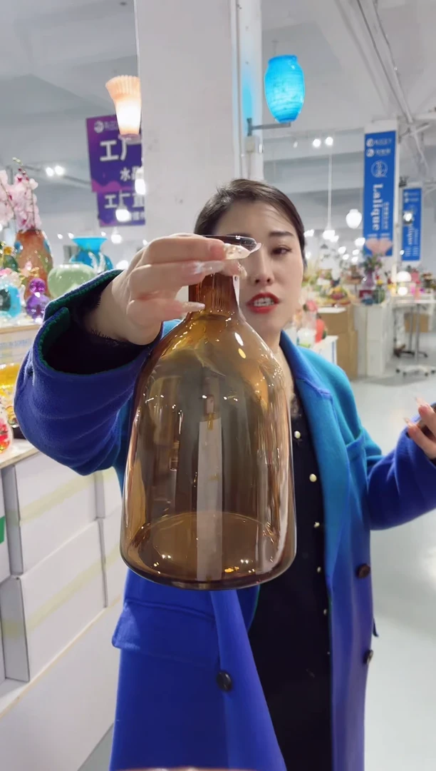 【闪购商品】玻璃UU外贸花瓶微瑕-90TU