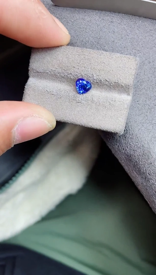 裸石蓝宝石1.13ct