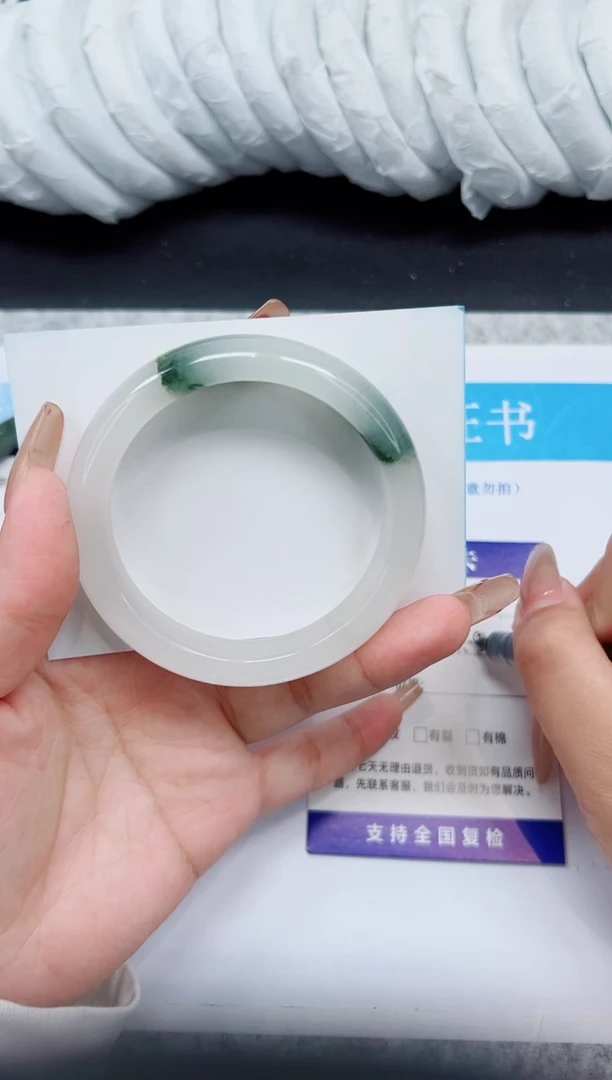 石英质玉手镯未镶嵌A232-57/58/59