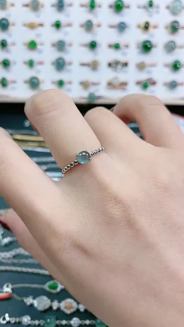 翡翠戒指银S925镶嵌天然翡翠