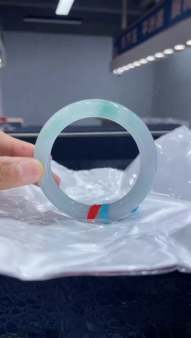 未镶嵌手镯翡翠9