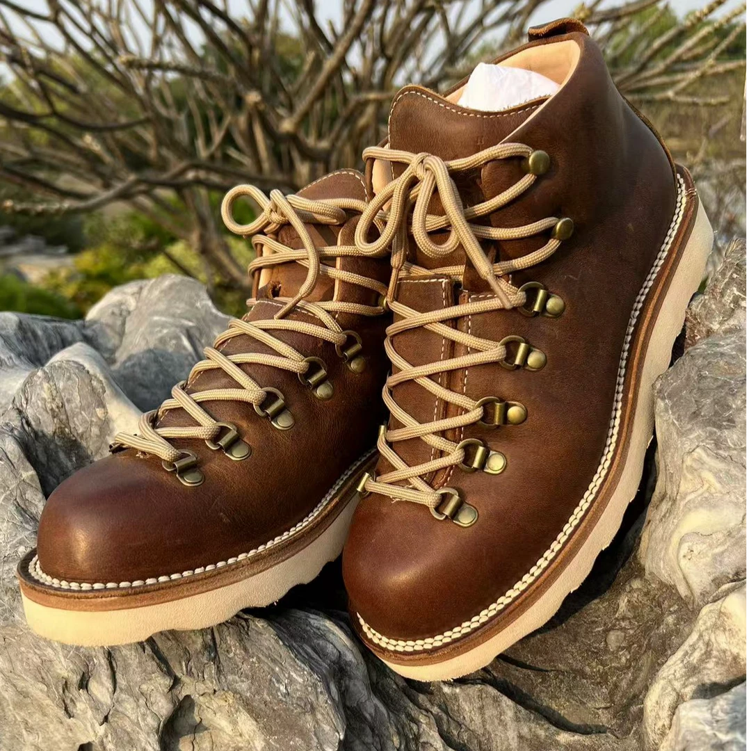 山脉之光 双缝线外翻 固特异工艺 疯马皮 工装靴 机车 复古版本