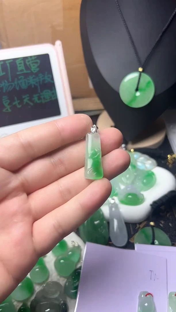 颈饰未镶嵌翡翠所见即所得，一图一物