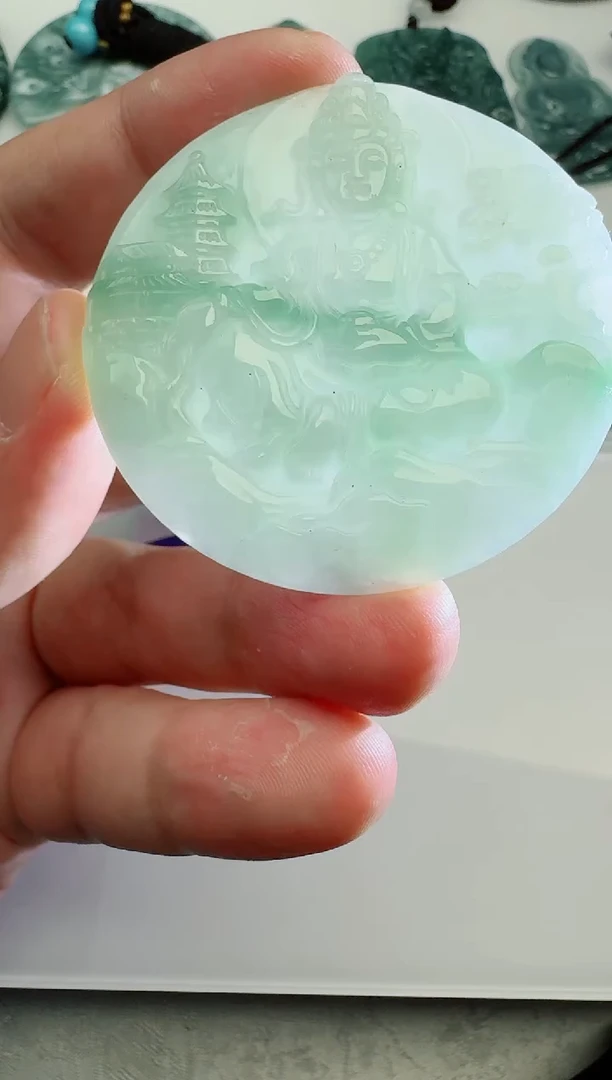 【闪购商品】翡翠颈饰未镶嵌多样性随机发其一