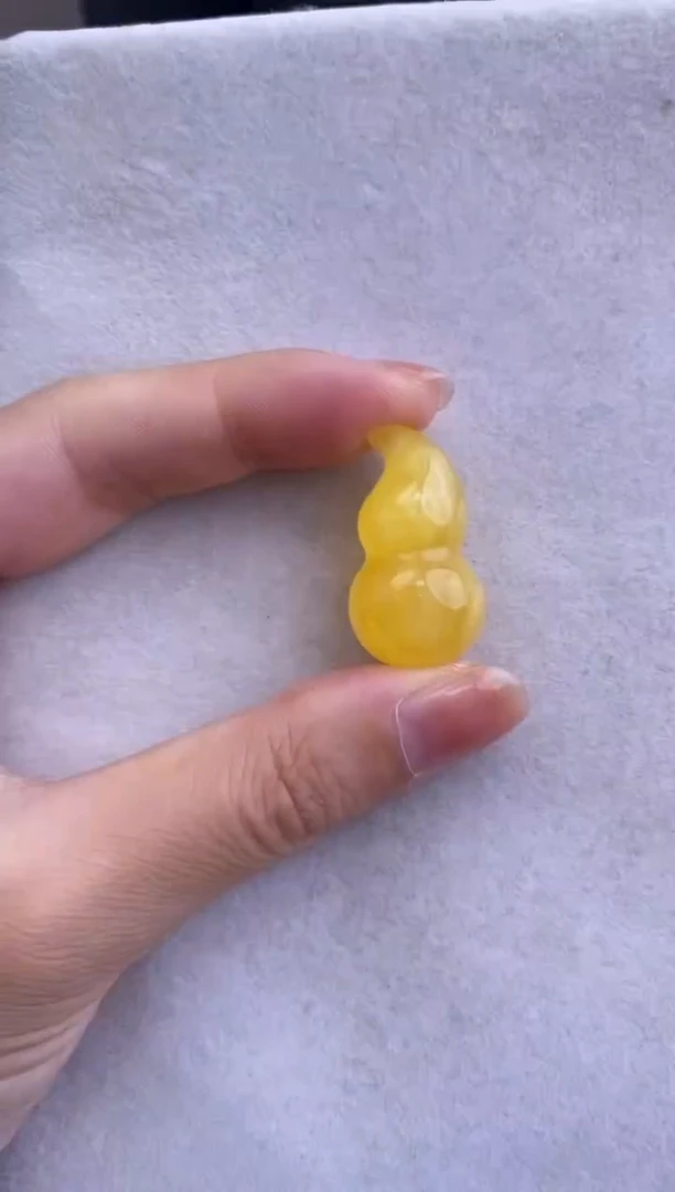 未镶嵌琥珀裸石10531033-吊坠