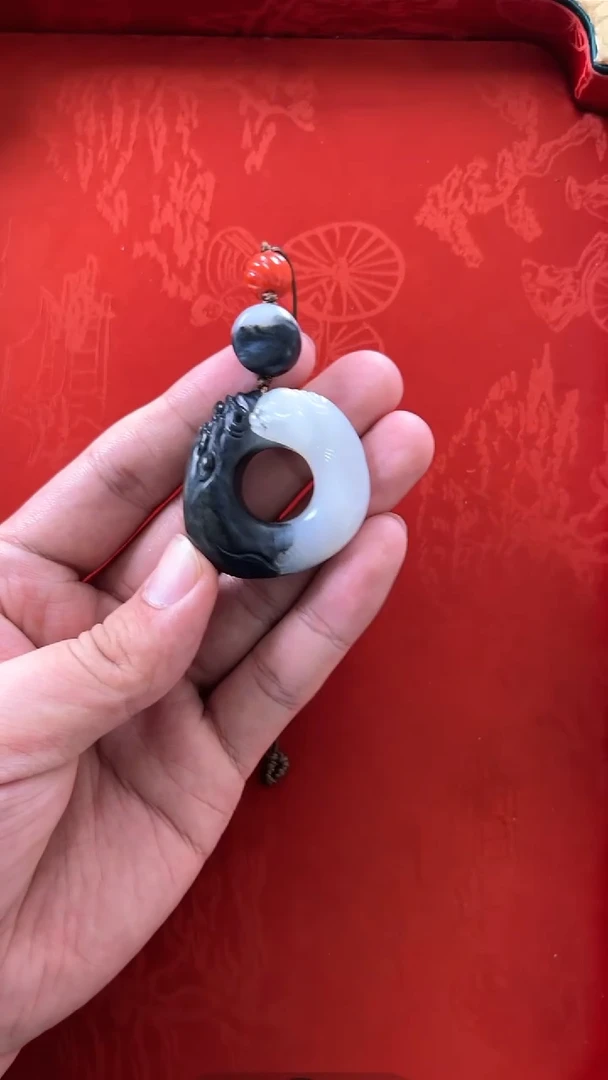 未镶嵌和田玉挂件新疆青花料鱼化龙雕件【苏然大师作品】
