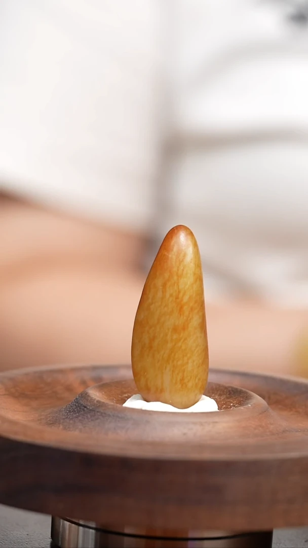 和田玉未镶嵌吊坠(不含链)12.1克和田玉原石