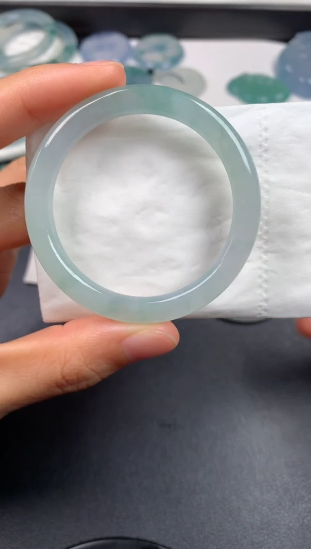 未镶嵌定制翡翠0567686089（43*5.6*6.1）